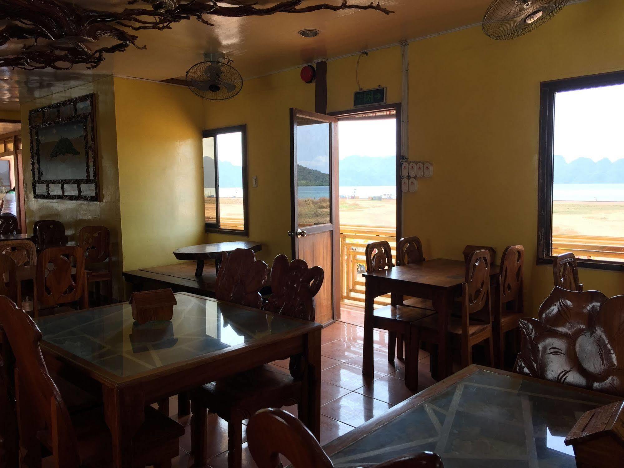 路易斯湾旅行者山林小屋 科隆 外观 照片