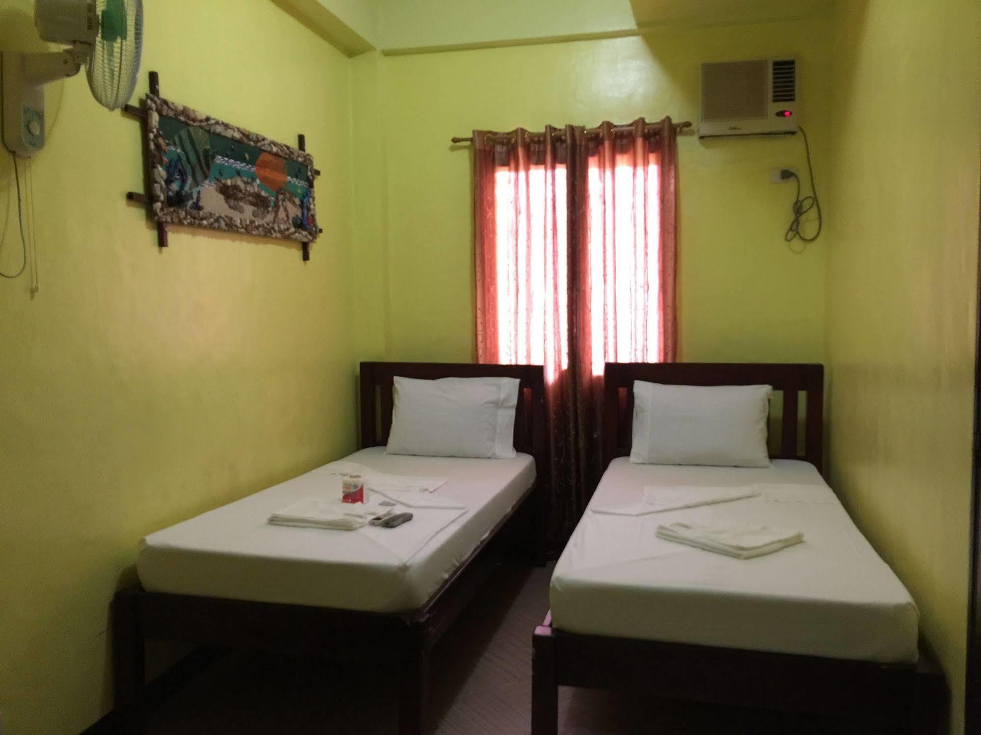 路易斯湾旅行者山林小屋 科隆 外观 照片