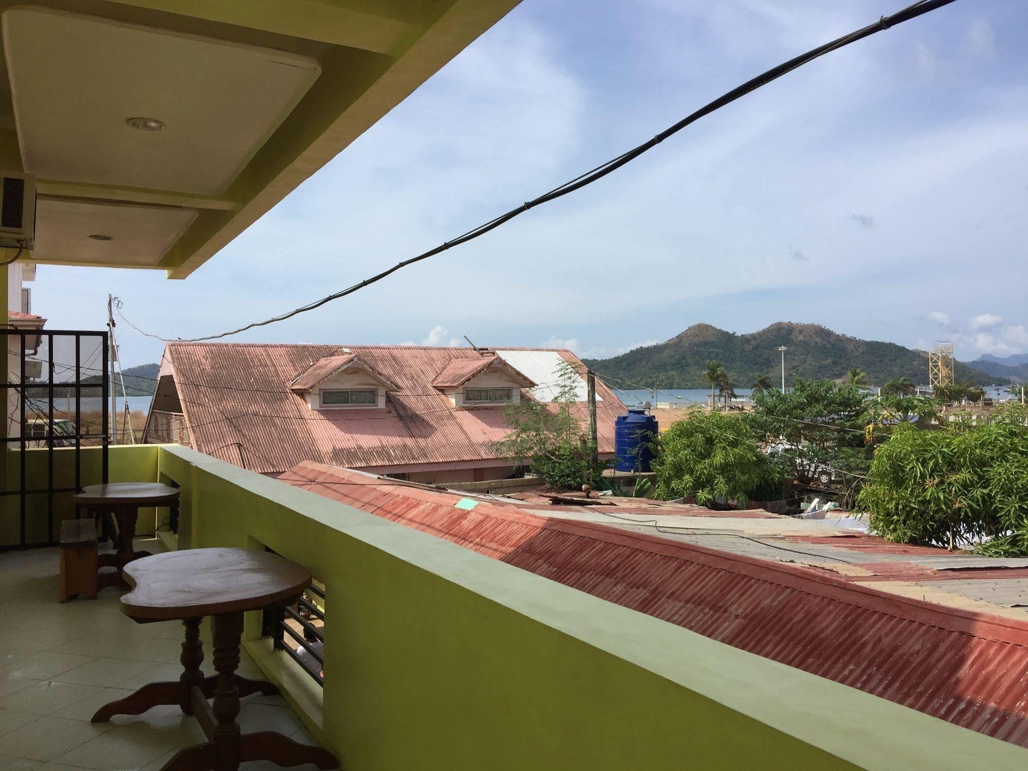 路易斯湾旅行者山林小屋 科隆 外观 照片